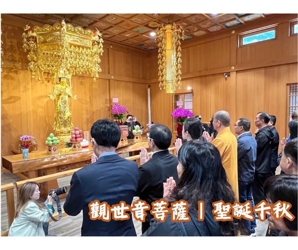 海明禪寺捐贈價值約360萬新式高頂救護車1輛，提供緊急救護使用，攜手里鄰，提升樹林地區消防救護效能。