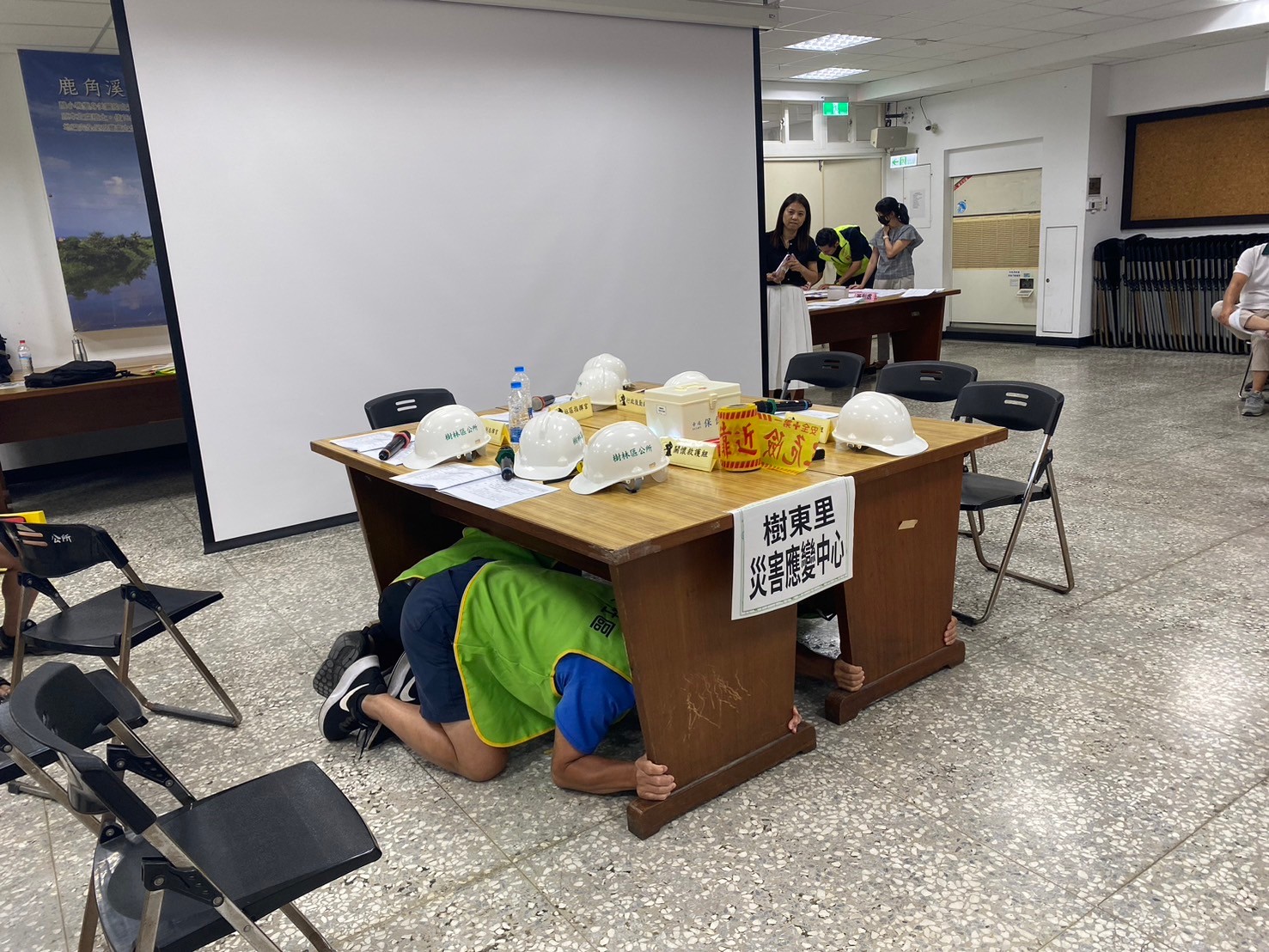 LINE_ALBUM_1130806_240806_28