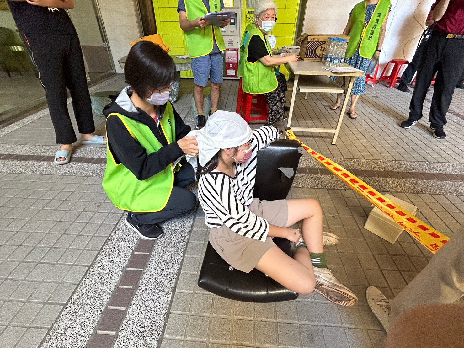 柑園里急救包紮演練